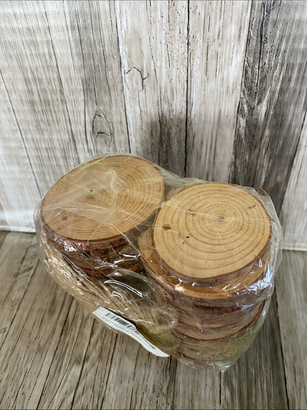 NWT TICIOSH SMALL WOOD SLICES— 50 SLICES